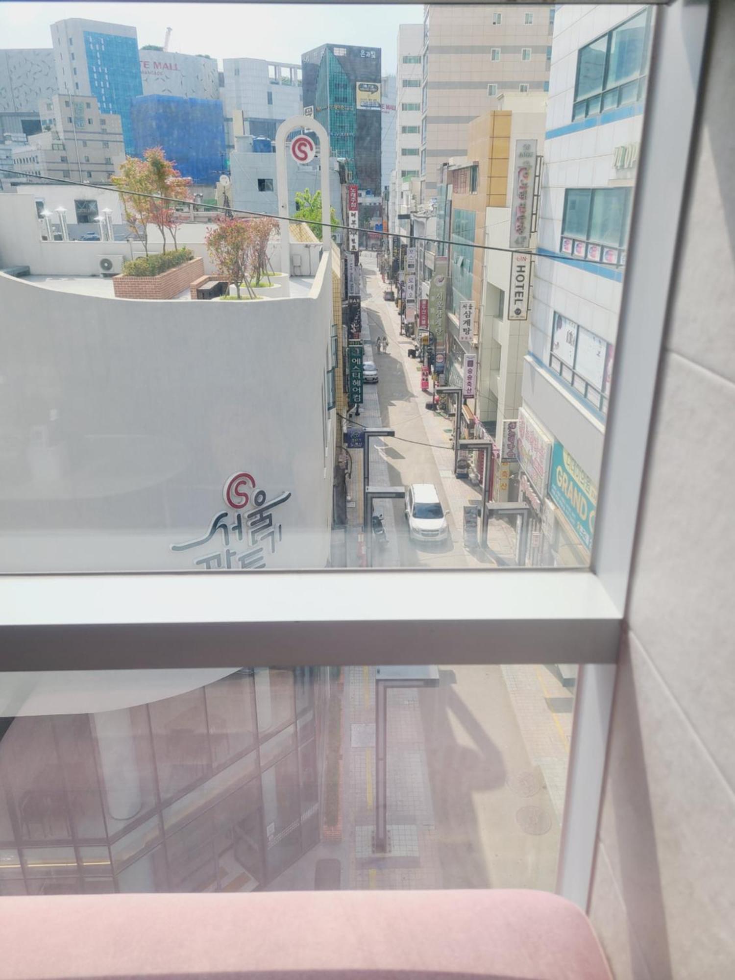 Elephant Ciudad Metropolitana de Ciudad Metropolitana de Busan Exterior foto